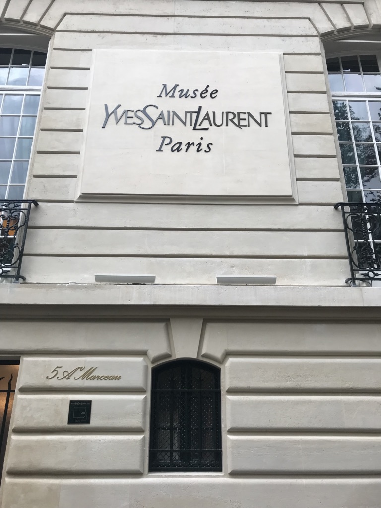 wwms yves saint laurent 29